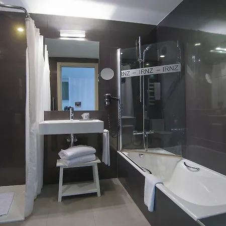 Feelfree Basoa 4* San Sebastián