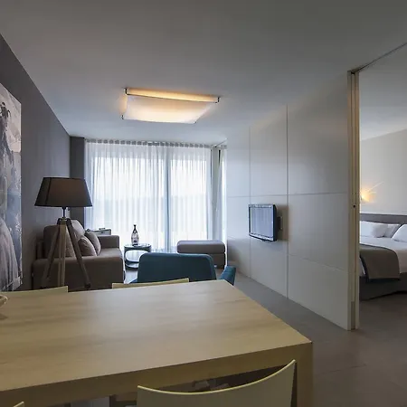 Feelfree Basoa Aparthotel