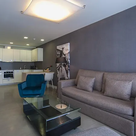 Feelfree Basoa Aparthotel