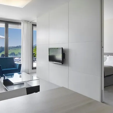 Apartmanhotel Feelfree Basoa 4*