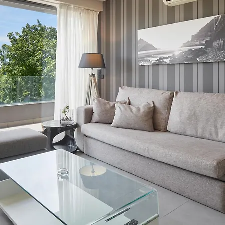Feelfree Basoa Aparthotel San Sebastian