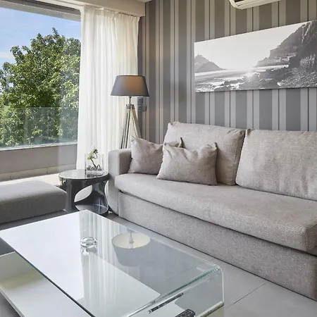 Apartmanhotel Feelfree Basoa 4*