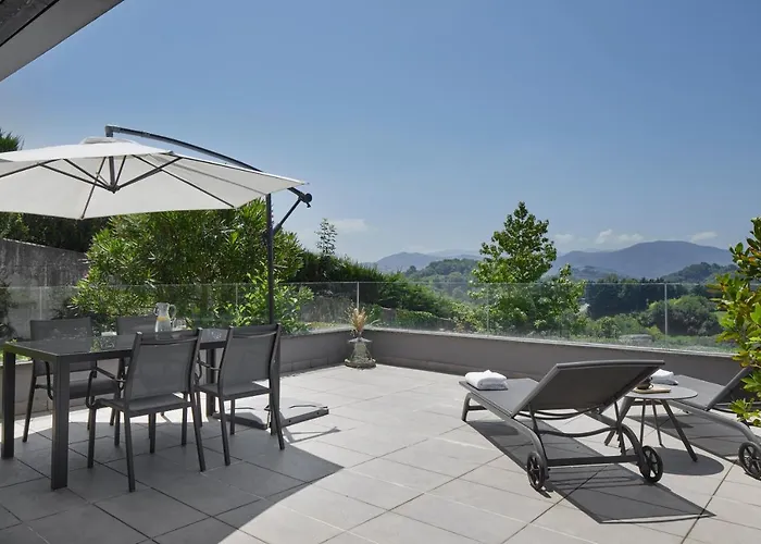 Feelfree Basoa Aparthotel San Sebastián