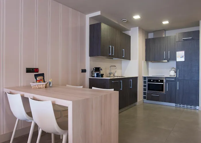 Feelfree Basoa 4* Сан-Себастьян