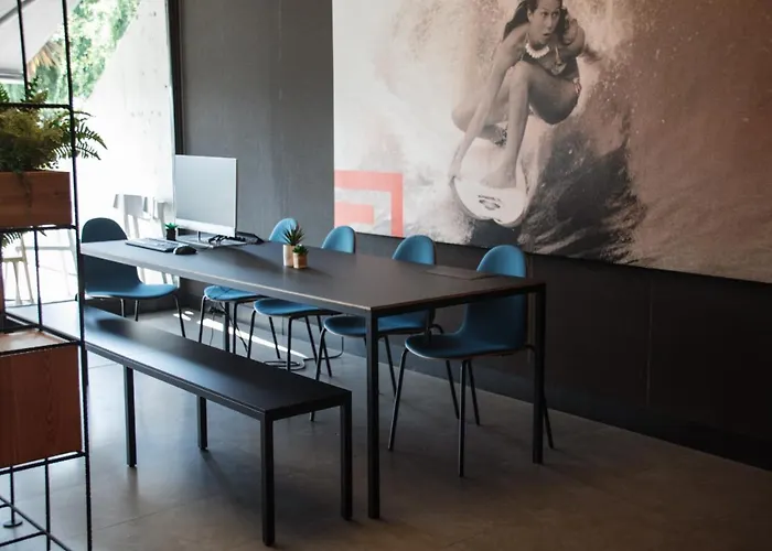 Feelfree Basoa Апарт-готель