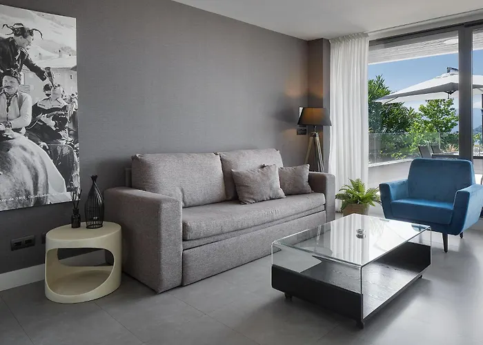 Aparthotel Feelfree Basoa San Sebastián