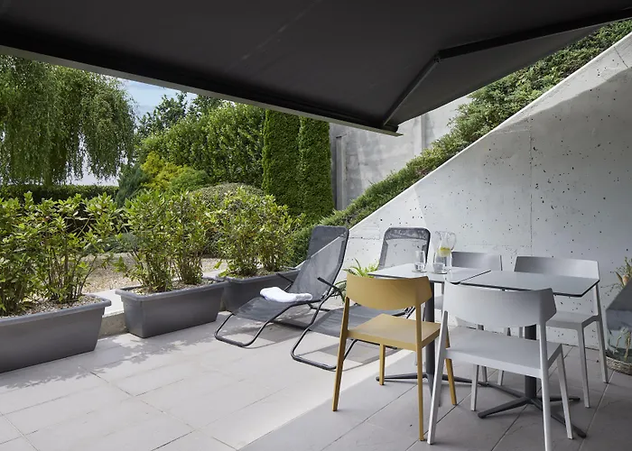 Feelfree Basoa Апарт-готель 4*