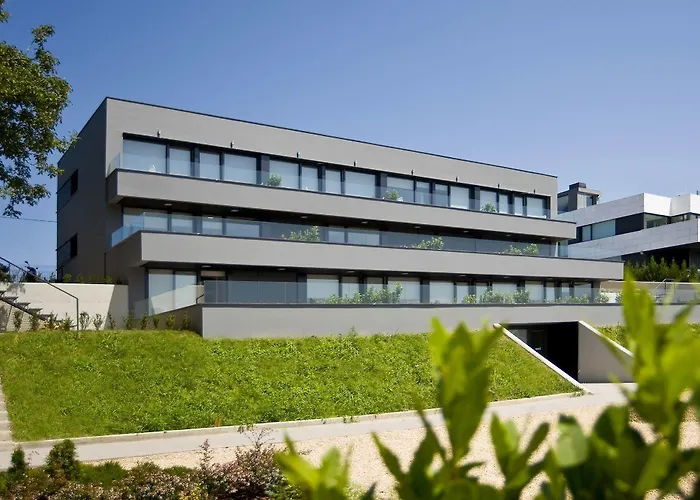 Feelfree Basoa Aparthotel San Sebastian