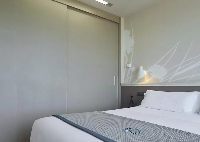 Feelfree Basoa 4* San Sebastian