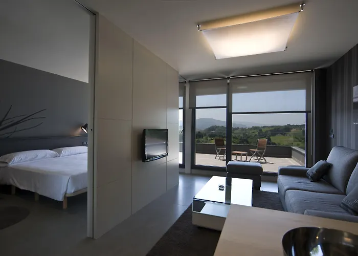 Feelfree Basoa 4* San Sebastian